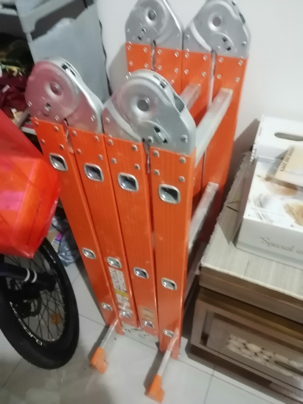 Tangga Bangunan Multifungsi / Multi Purpose Ladder blackfoot 3,47 M