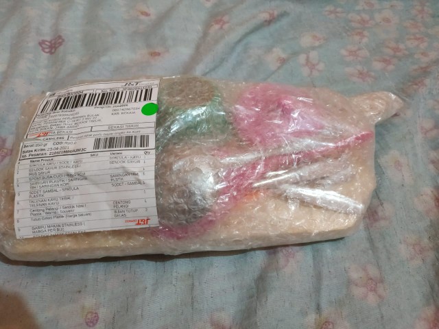 Centong Pelangi / Sendok Nasi / Plastik / Warna / Souvenir