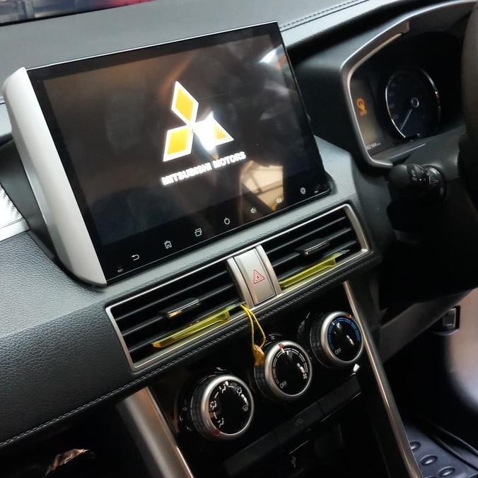 Oreo ready simcard(4g) ram4gb headunit xpander livina mtech 8803 .