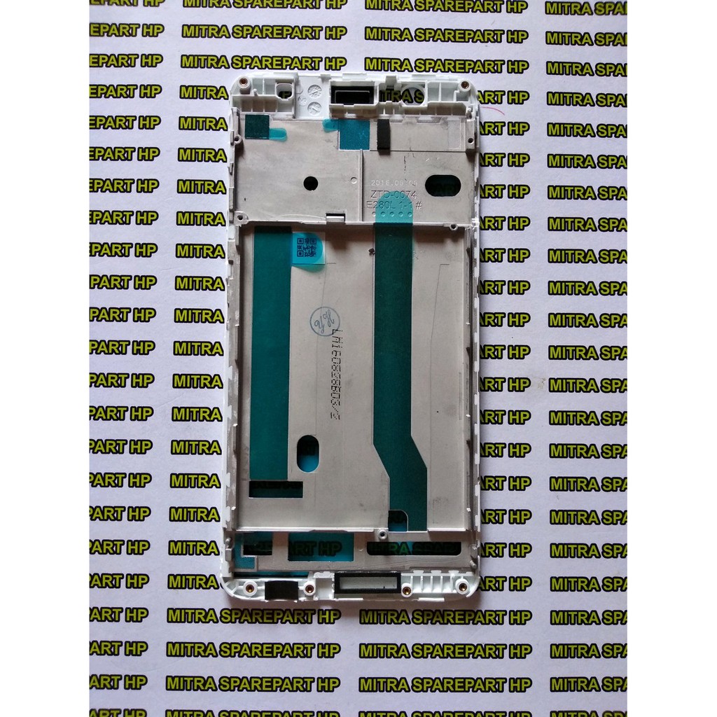 FRAME BEZEL TULANG TENGAH TATAKAN LCD ASUS ZENFONE 3 MAX 5.2 INCH ZC520TL X008DA ORIGINAL