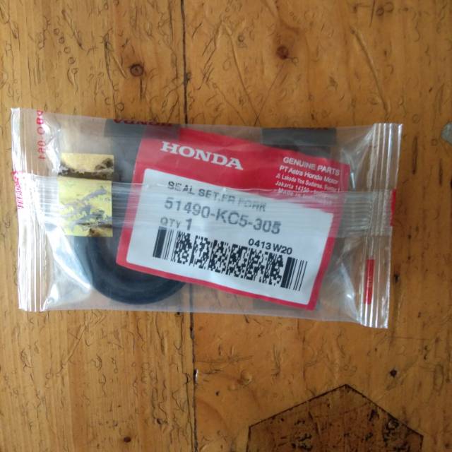 Seal Sil Skok Depan Honda Assy GL Pro GL Max Tiger Mpro 51490 KC5 305 ori