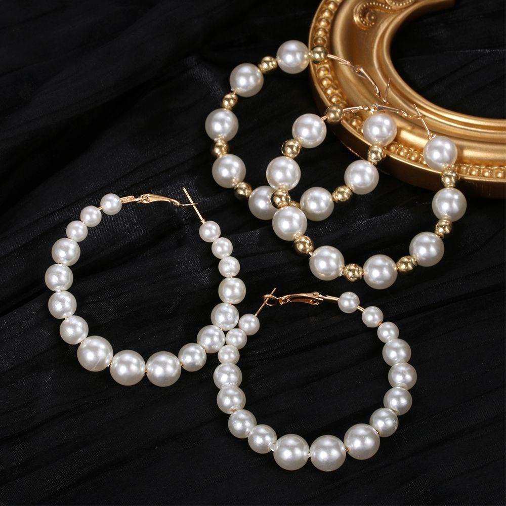 Lily Pearl Hoop Earrings Wanita Pernikahan Pertunangan Fashion Bentuk Bulat