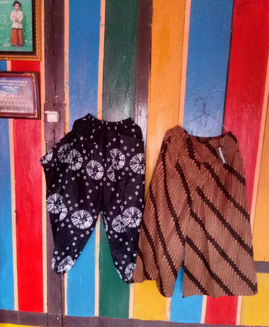 Batik Solo Celana Joger Kancing Monochrome Kode Ebd Batiek Batik Amanah Surakarta