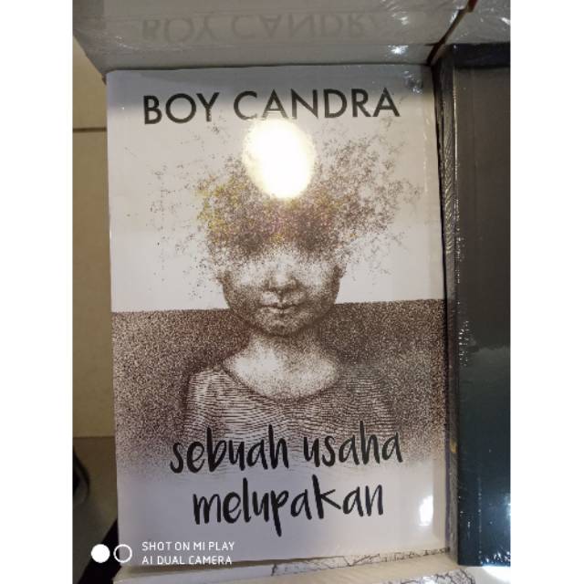 

Buku sebuah usaha melupakan