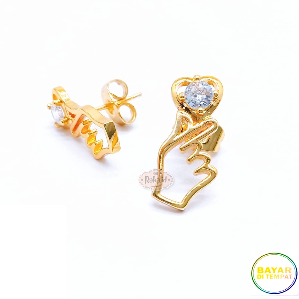 Anting Wanita Anting Tusuk / Stud Love Tangan Gold Perhiasan Aksesoris Wanita Lapis Emas 18k 806