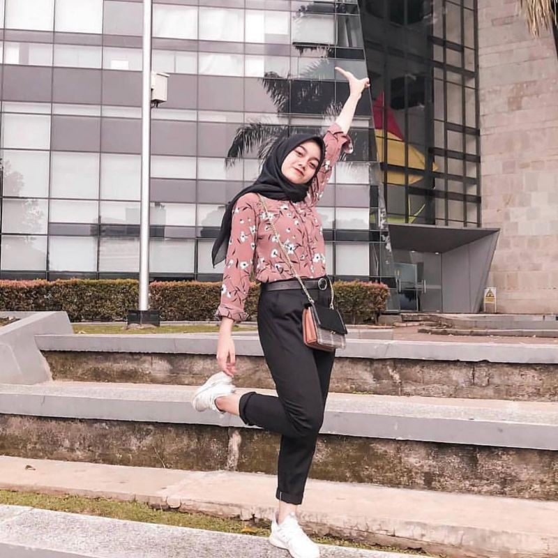 JAKET BIONDY JEANS DENIM JAKET JINS WANITA CEWEK TERBARU JAKET CEWE MURAH BIONDY JAKET-Baggy pants Hitam L