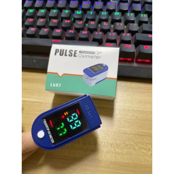 OXIMETER Fingertip Alat Ukur Saturasi Kadar Oksigen dan Jantung