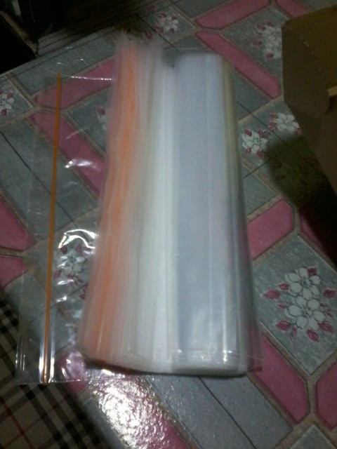 Plastik Ziplock Jumbo Tebal Kuat Awet U/ Handbag/sepatu Dll (25pcs) + 1 Pack Silica Natural 100 Gram