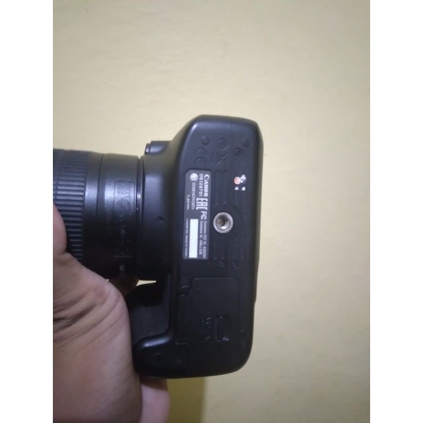 kamera canon eos 4000D