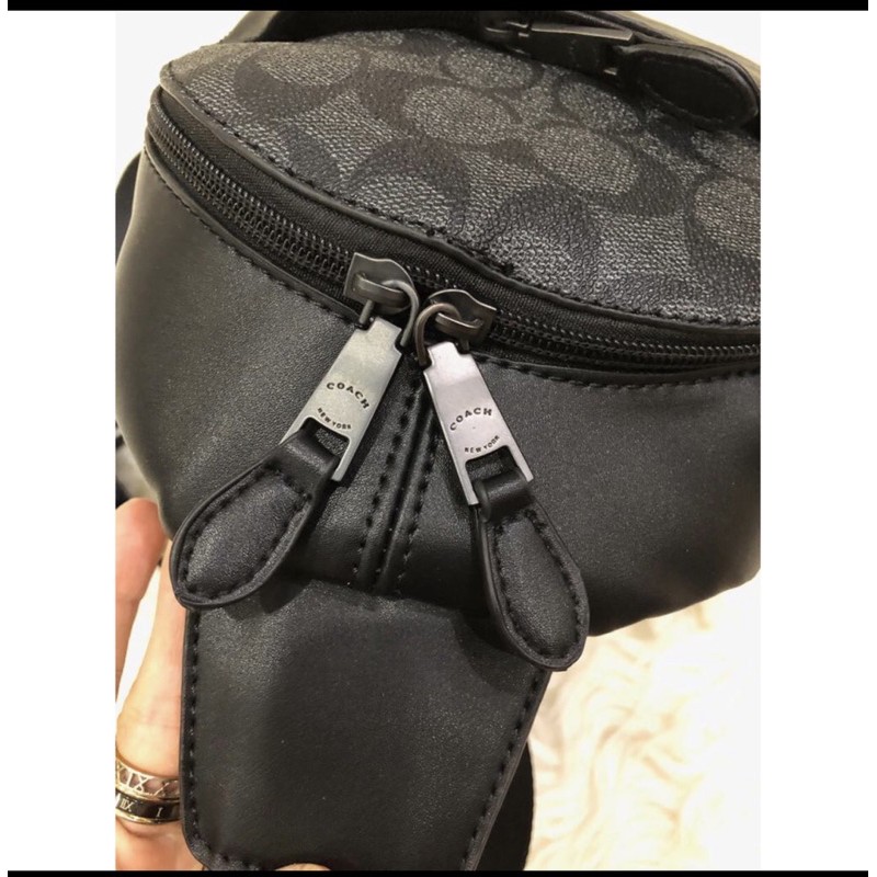 TAS PRIA BODYBAG COC SIGNATURE BLACK