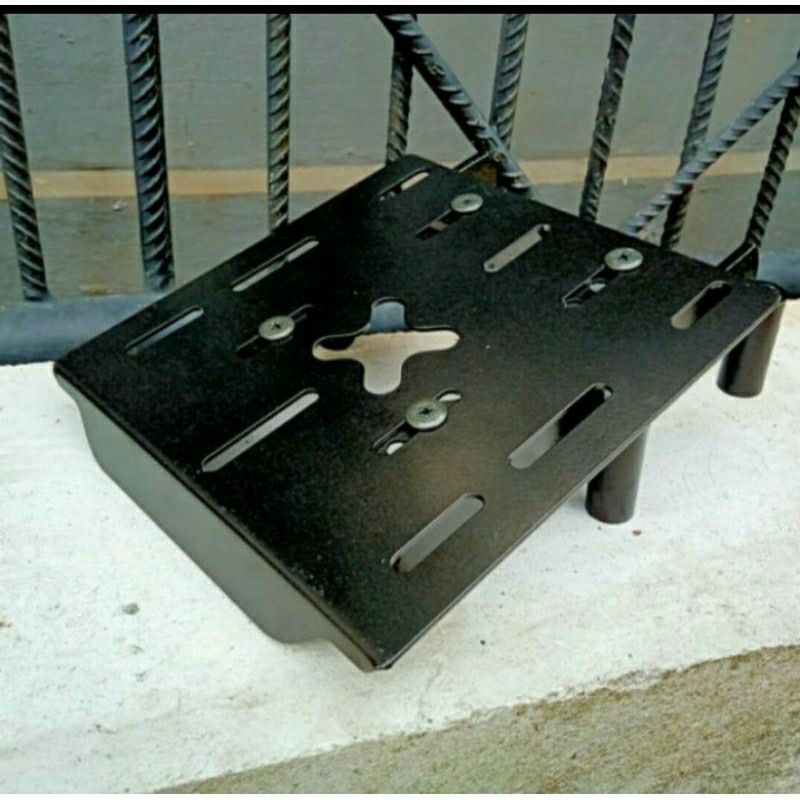 breket box honda PCX 150 hitam