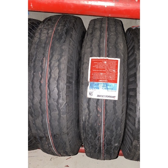 Ban Bias Standard Bridgestone 640 R13 13 8PR Grandmax