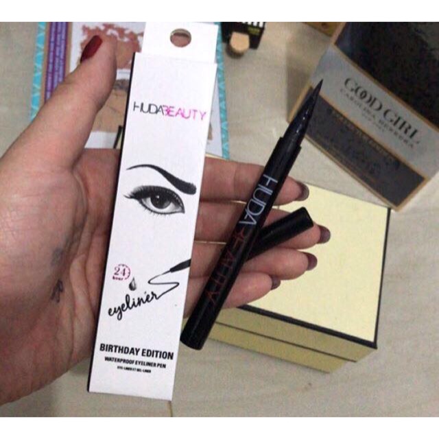 Eyeliner Spidol Huda Beauty