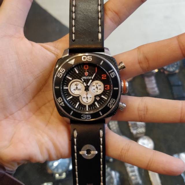 [CUCI GUDANG] Expedition 6642 case carbon