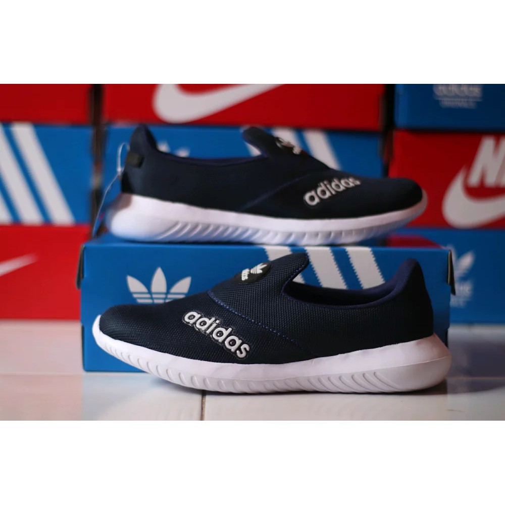  SEPATU  ADIDAS  SLIP ON BIRU NAVY SEPATU  TANPA  TALI  Shopee 