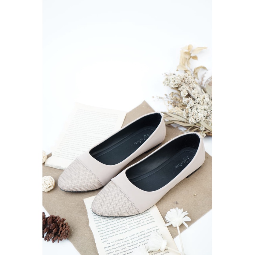 TYARA - Sepatu Flatshoes Wanita Flat Shoes Balet BN01