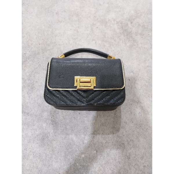 TAS CHARLES & KEITH  BRANDED PRELOVED