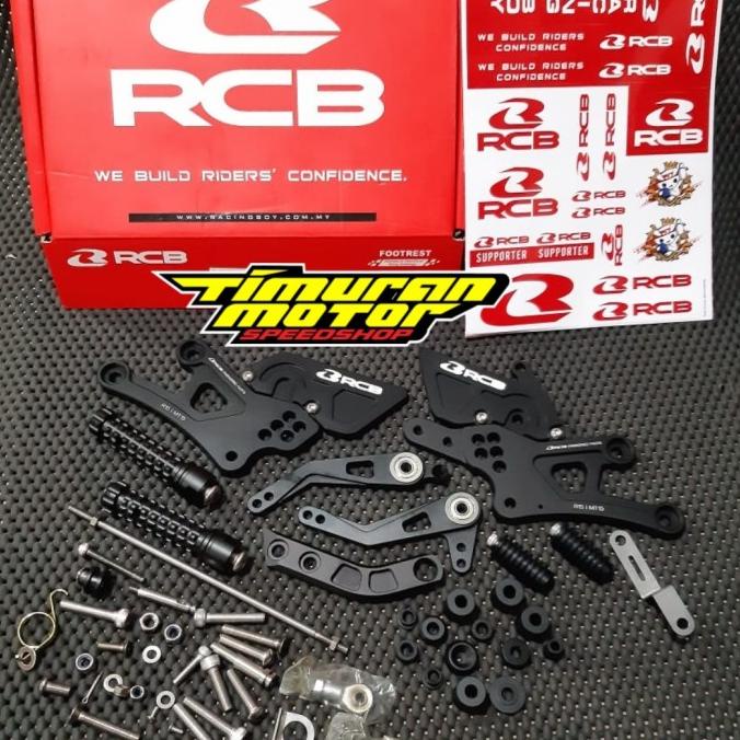 FOOTSTEP UNDERBONE RCB S2 R15 NEW V3 HITAM