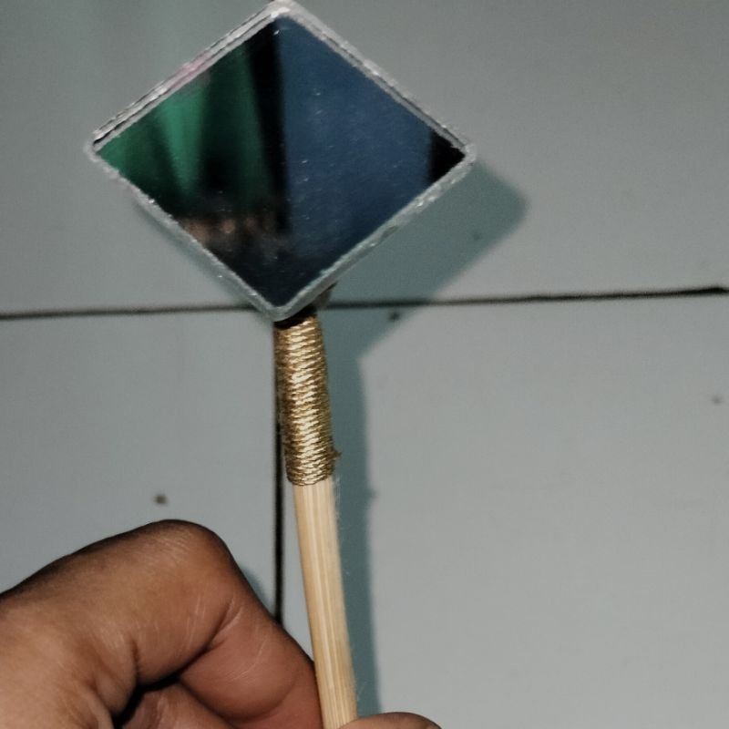 alat kedokan kaca ikan cupang