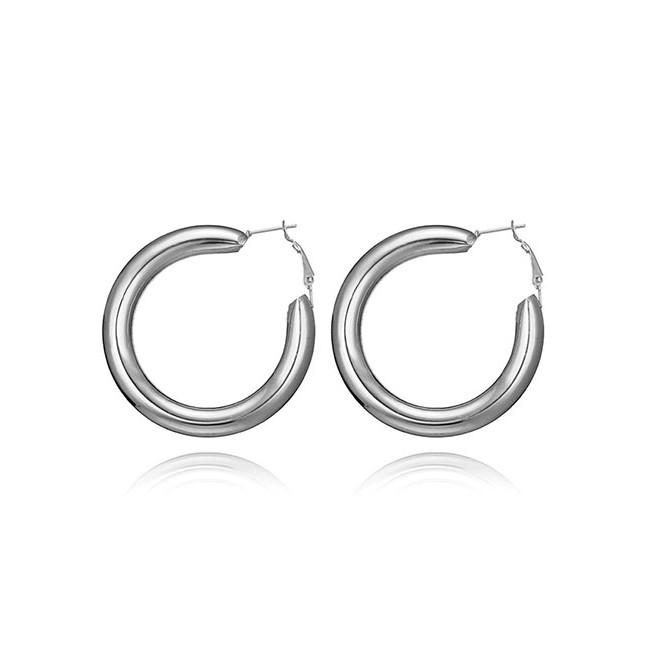 LRC Anting Tusuk Fashion Smooth Circle Cutout Geometric Earrings D86805