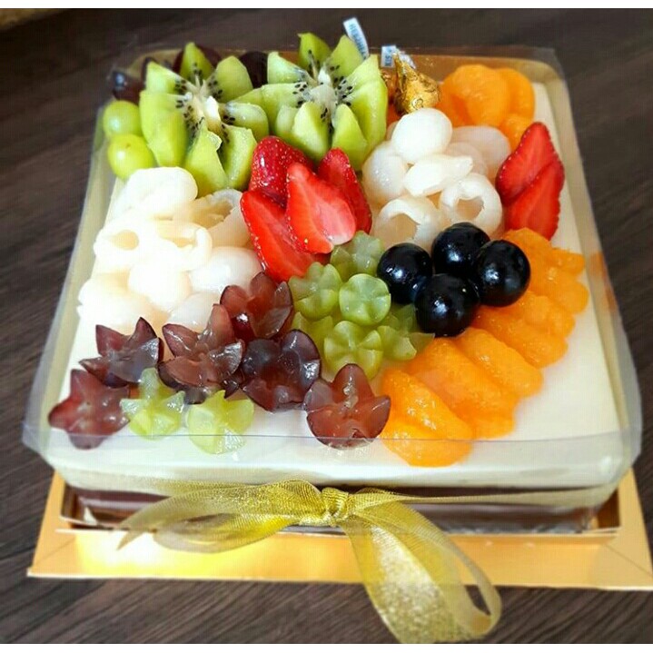 

PUDING CREAM COKLAT TOPING FULL BUAH 27CM