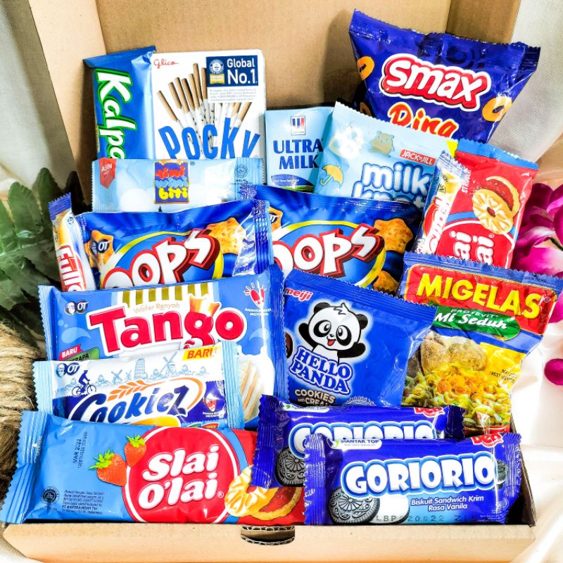 

HAMPERS SNACK BOX/KADO/HADIAH/GIFT BOX/ULANG TAHUN/WISUDA/ANNIVERSARY/VALENTINE/GRADUATION