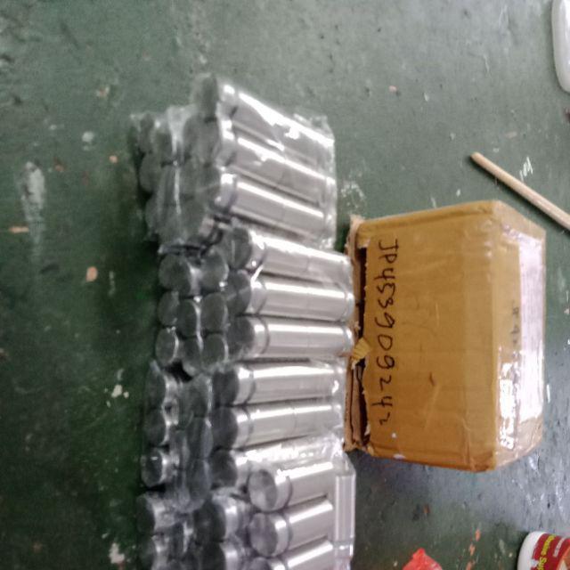 Baut Akrilik Pen Iklan Ukuran 16x30 Mm