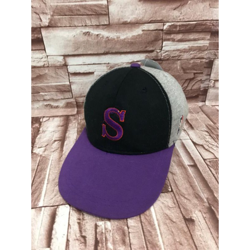 Topi strapback/visor panjang second import original