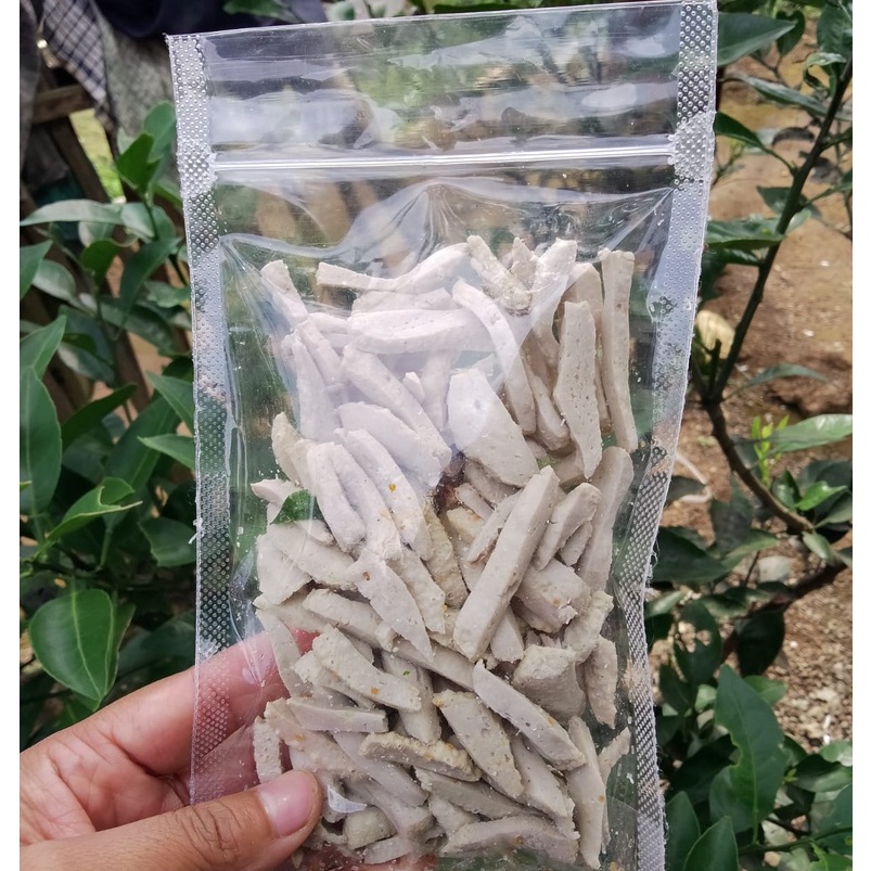 

BASRENG ( BASO GORENG ) STIK PEDAS DAUN JERUK ISI 1kg