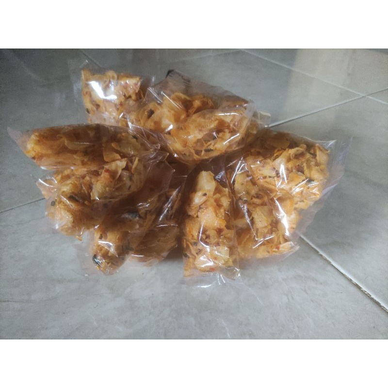 

KERIPIK UBI LADO/PEDAS per kilo