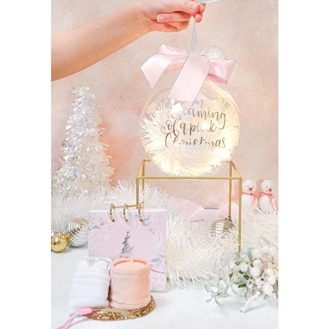 

DREAMY CHRISTMAS HAMPERS BN51FV6C