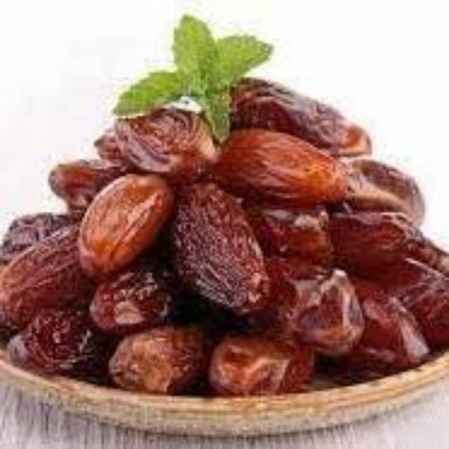 

Kurma Mesir Golden Valley 500 g / Kurma Jumbo / Oleh Oleh Haji / Umroh / Kurma Besar 2 / Kurma 500 g