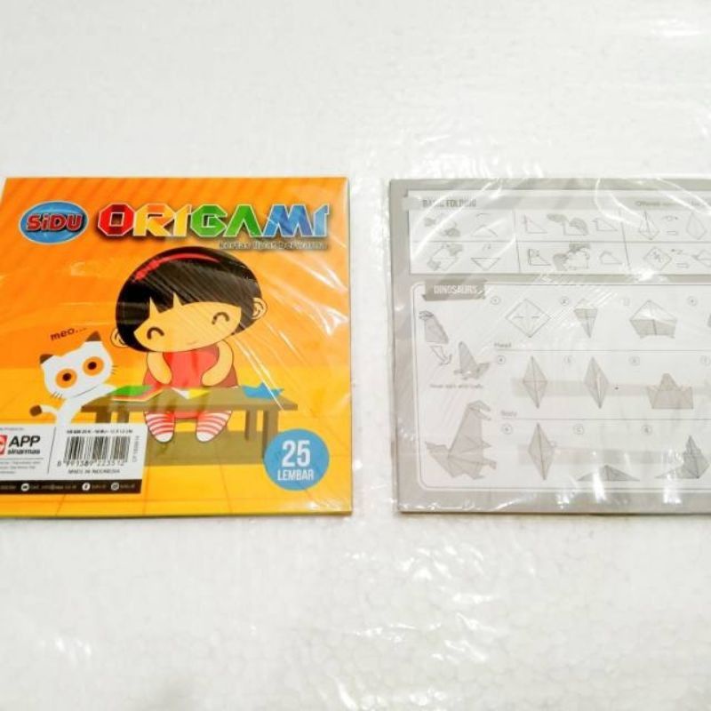 

1 PACK ORIGAMI KECIL 25 LEMBAR SINAR DUNIA / 25 LEMBAR KERTAS LIPAT 1 SISI WARNA SIDU (1250)