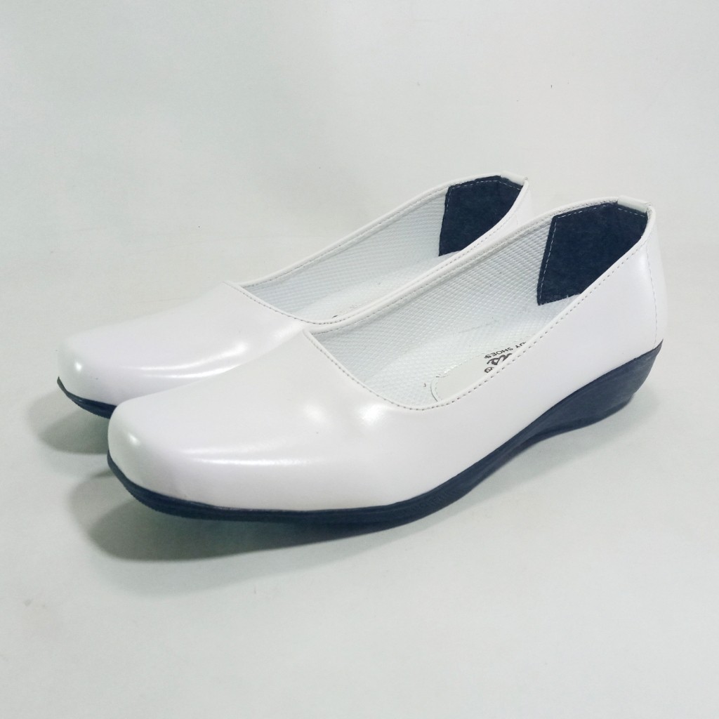 Vinus V.04TR Sepatu Pantofel Wanita Guru Kantor Hak 2cm Size 37-41