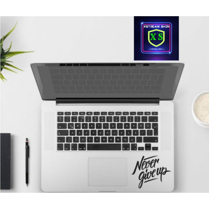 

Stiker Cutting vinyl 'Bisa Custom Nama Sendiri' untuk laptop