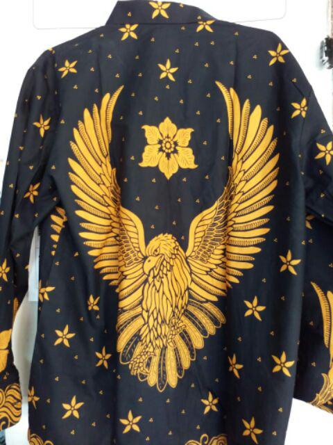 Batik Solo Kemeja Hem Garuda Emas Lapis Tricot Grounding