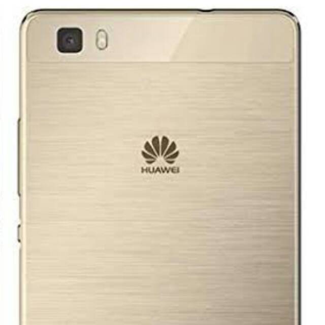 Huawei P8 Lite rear lens camera