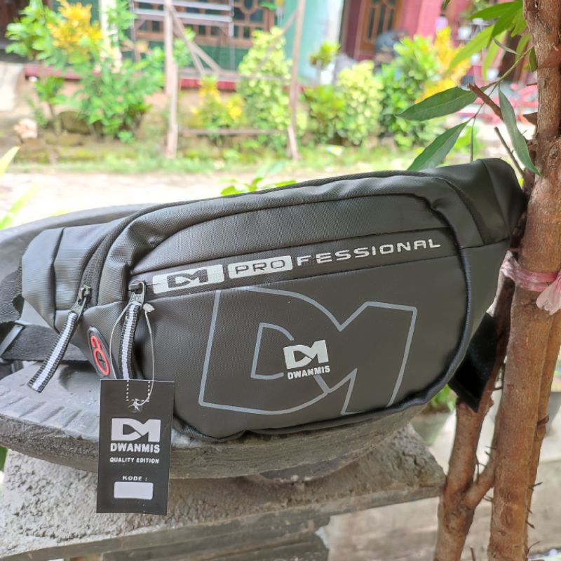 Tas Selempang Pria Distro | Waist Bag Origina Merk DM Waterproof | Tas Pria Konveksi