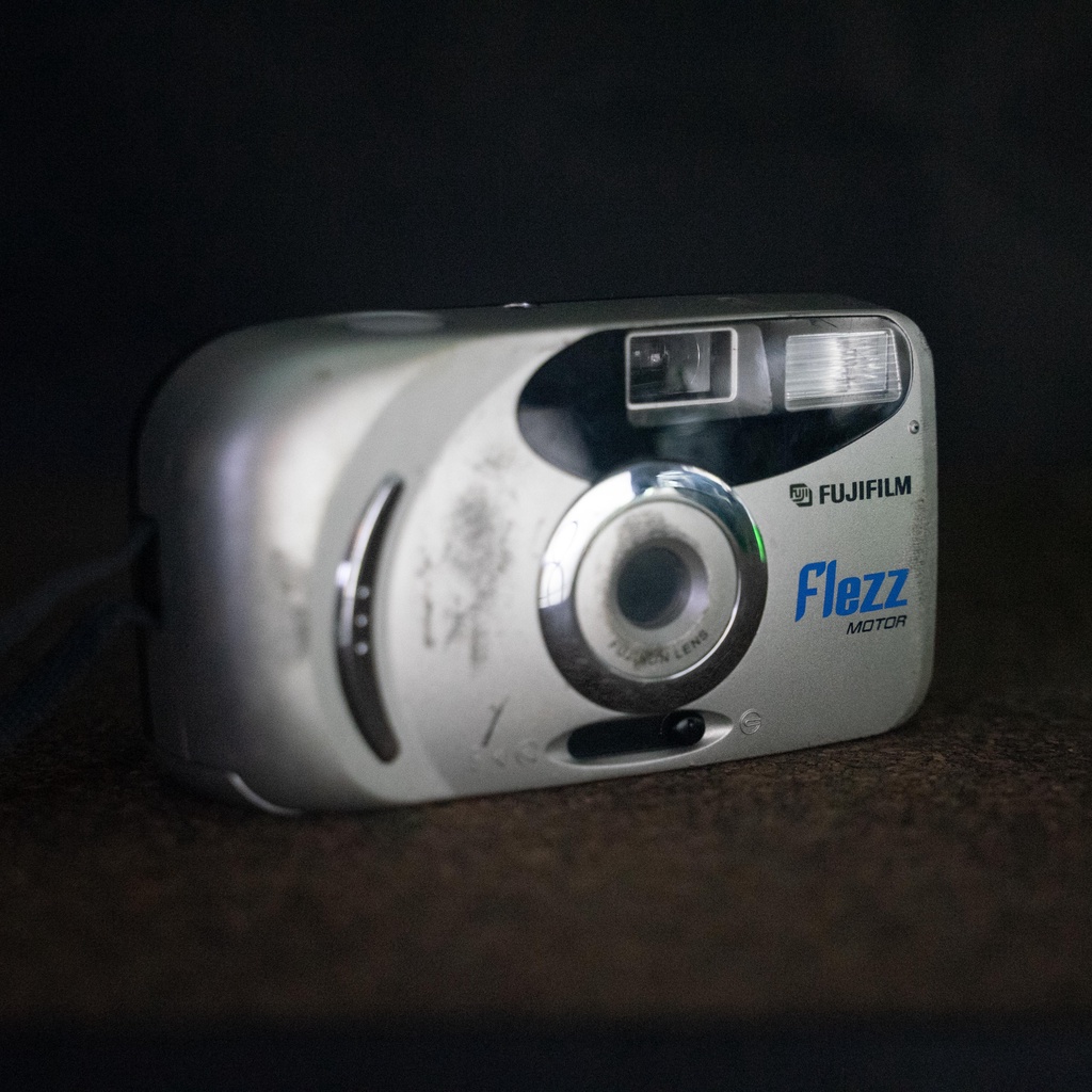 FUJIFILM FLEZZ POCKET KAMERA LIKE NEW  KAMERA FILM KAMERA ANALOG