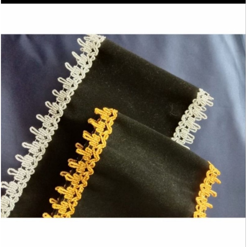Renda selempang Emas/Silver (17yard)