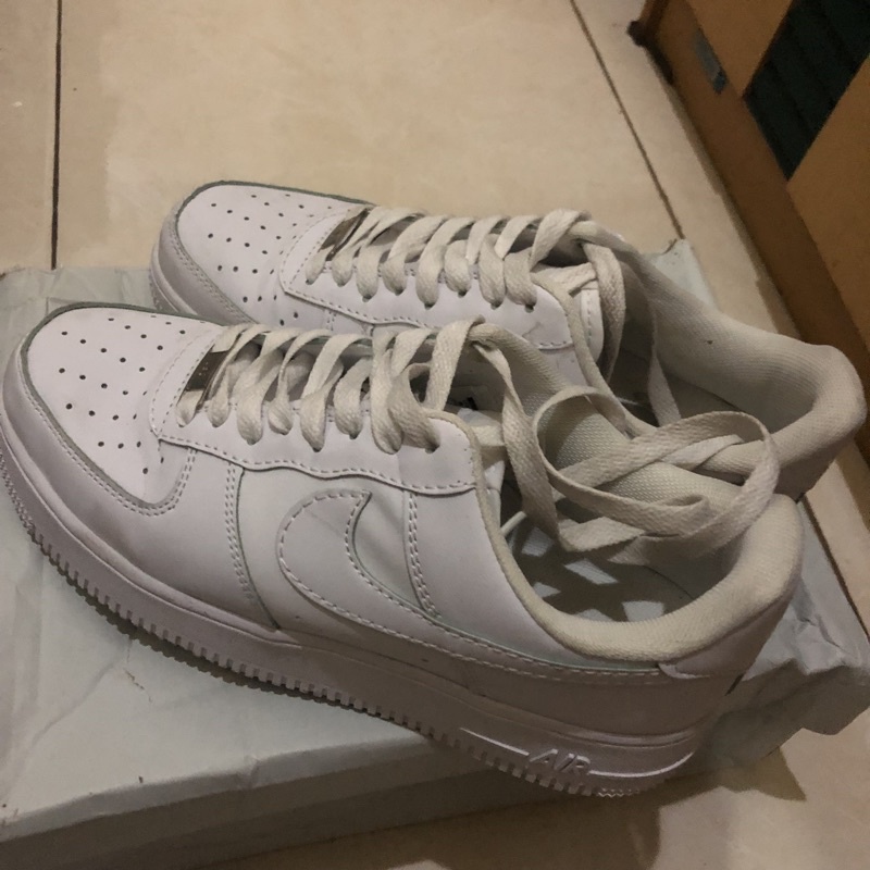 [SOLD] Preloved Nike Air Force One Original (with box)