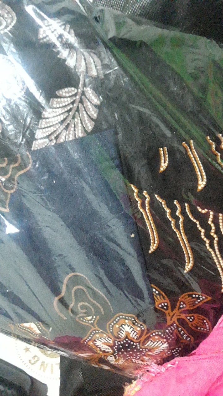 Benang Raja Tunik Batik Wanita Lengan Panjang Motif Daun Gugur