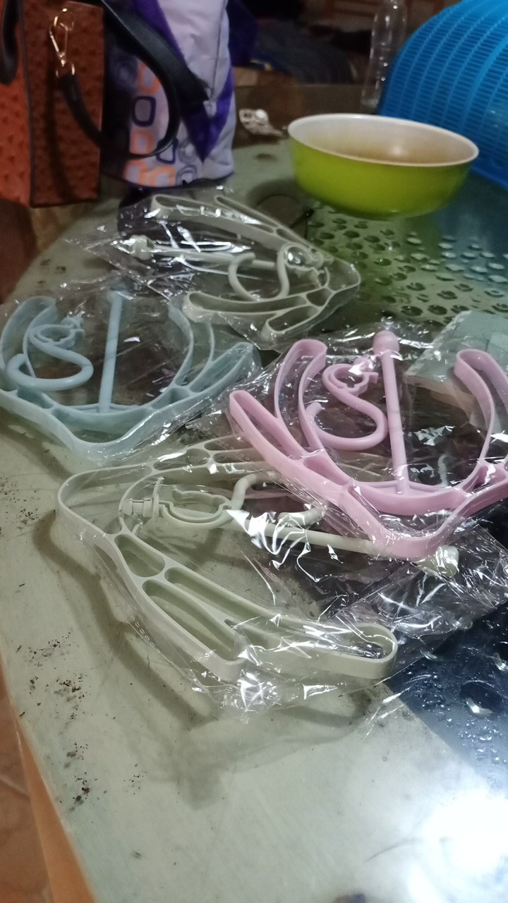 Gantungan Jemuran Sepatu Dan Kaos Kaki Serbaguna