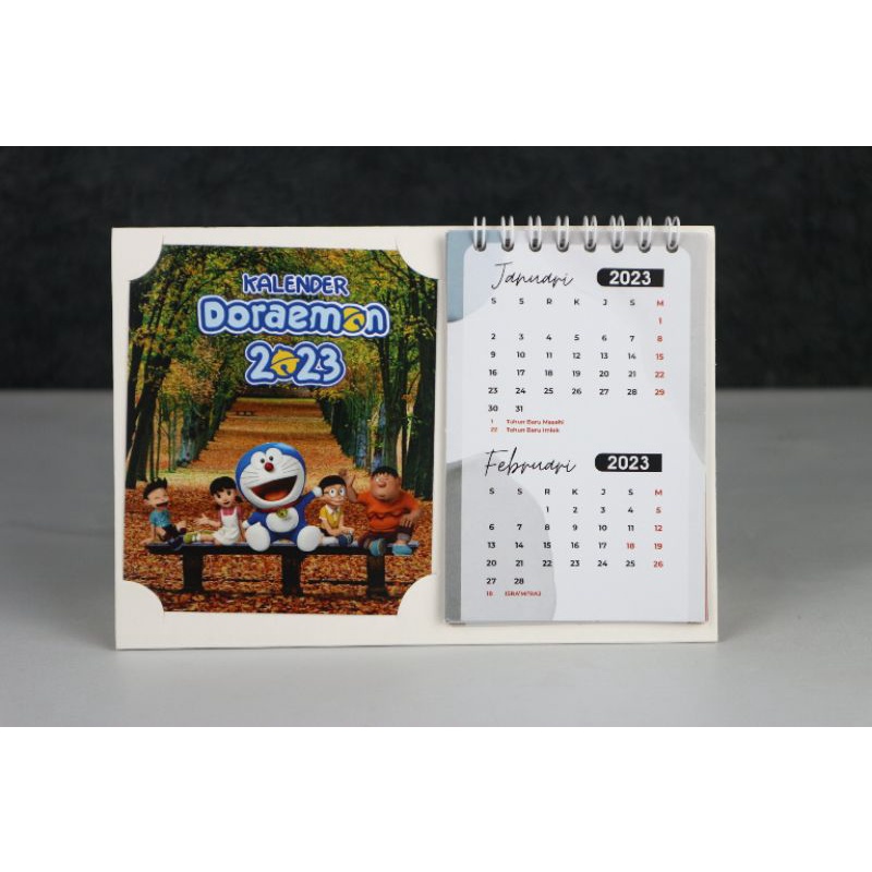 

kalender duduk doraemon 2023