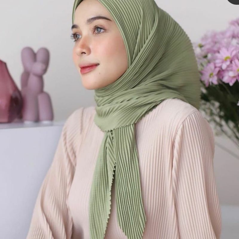 SEGITIGA PLISKET PREMIUM