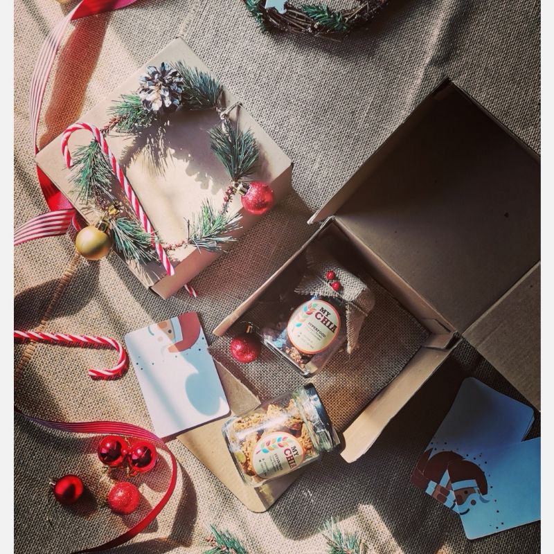 

Hampers Christmas New Year Parcel Kado Natal Tahun Baru Mini My Chia