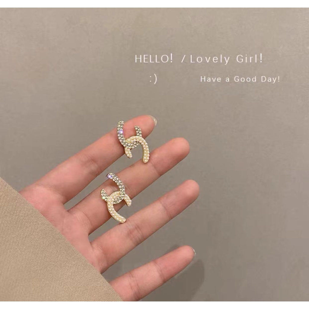 Anting fashion korea wanita anti karat A025