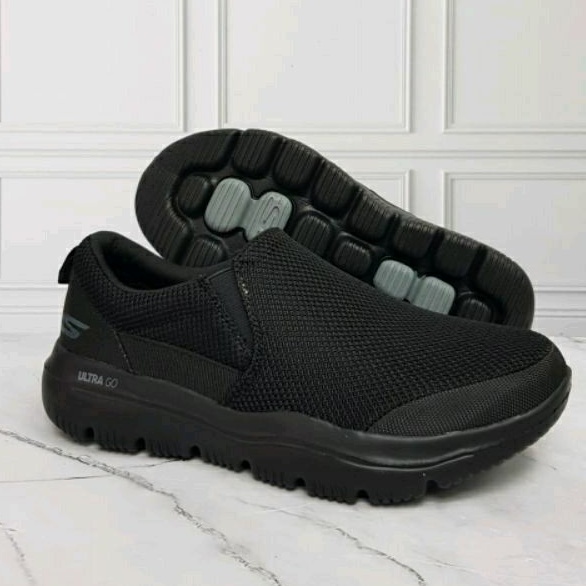 sepatu Skechers impeccable man / sepatu olahraga pria / sepatu sport