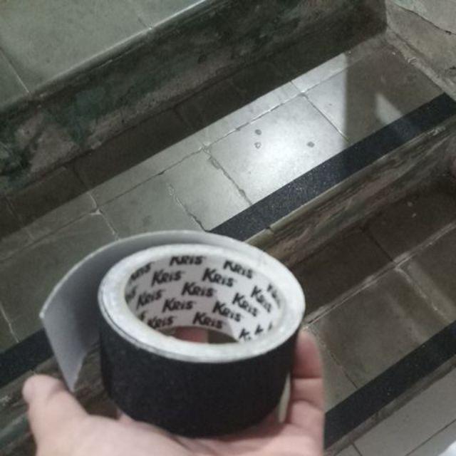 Kris Isolasi Anti Slip Lantai Dan Tangga 5 Cm X 5 Meter - Safety Walk