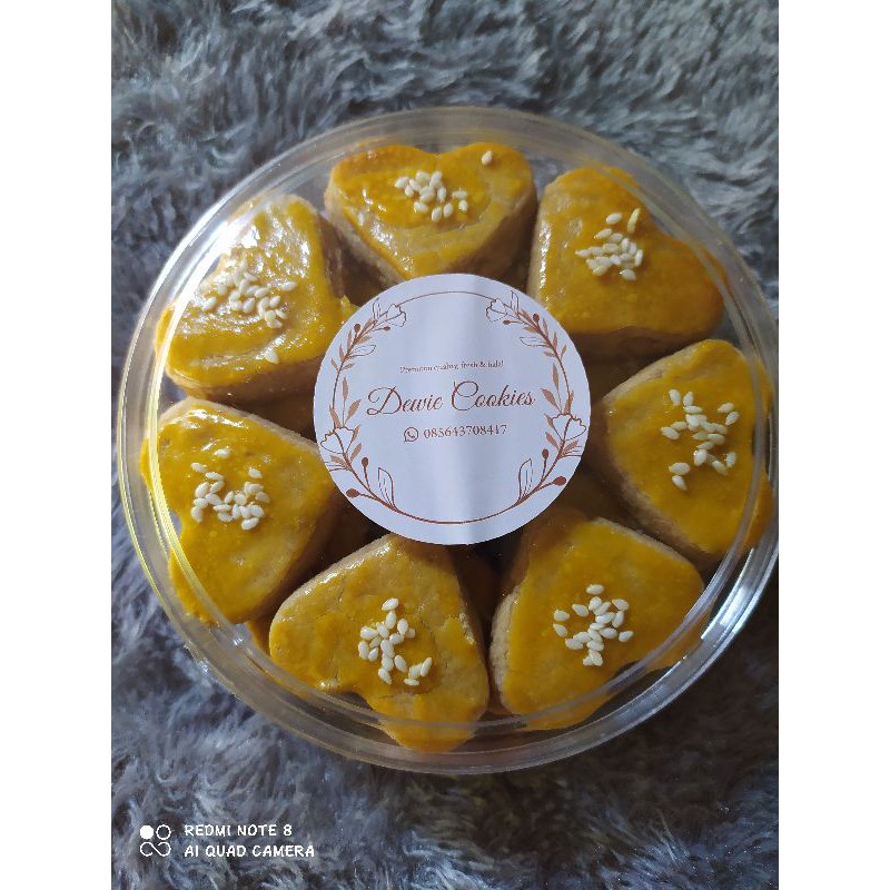 

Dewie Cookies Kue Kacang 250gram